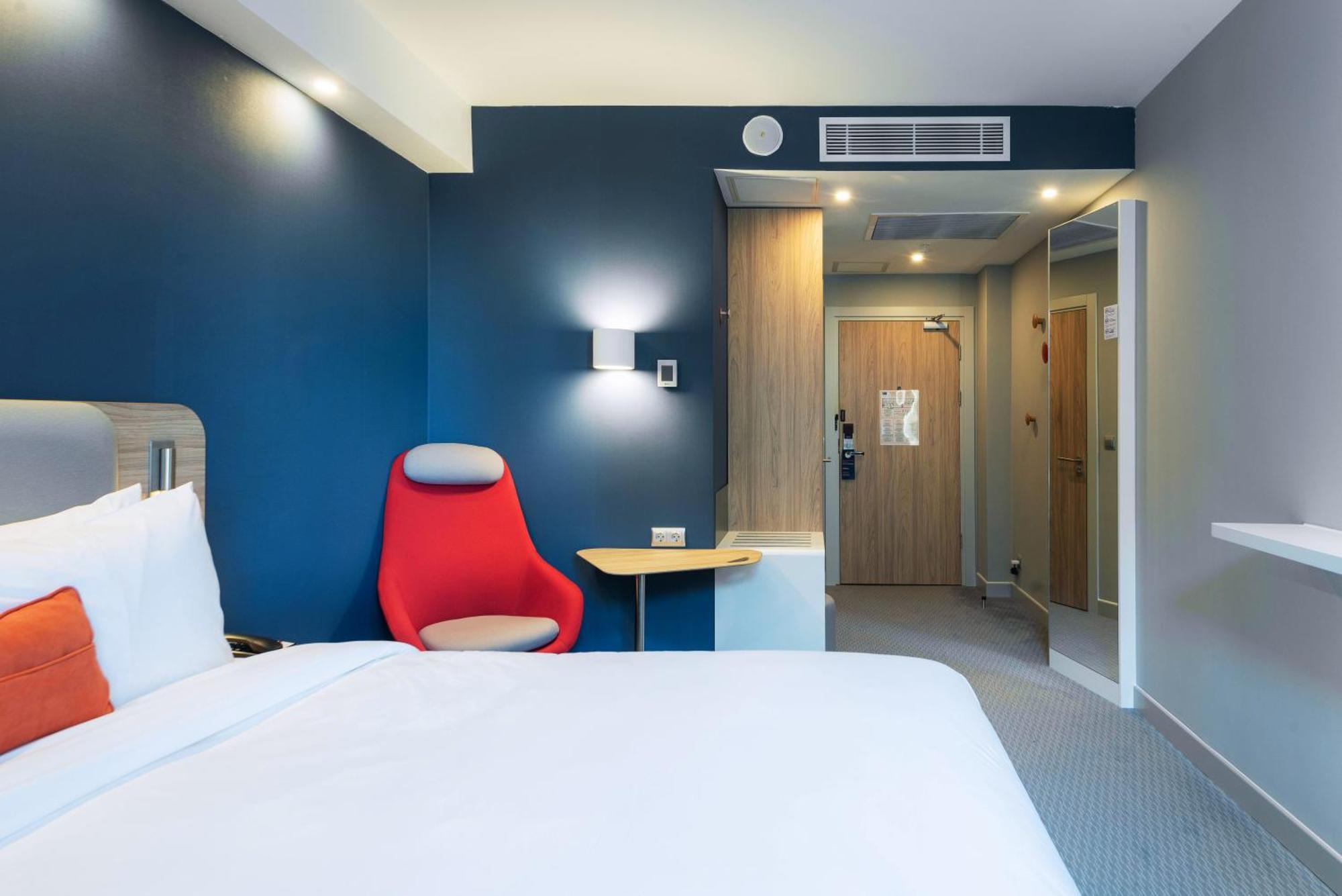 Holiday Inn Express - Astana - Turan By Ihg Экстерьер фото