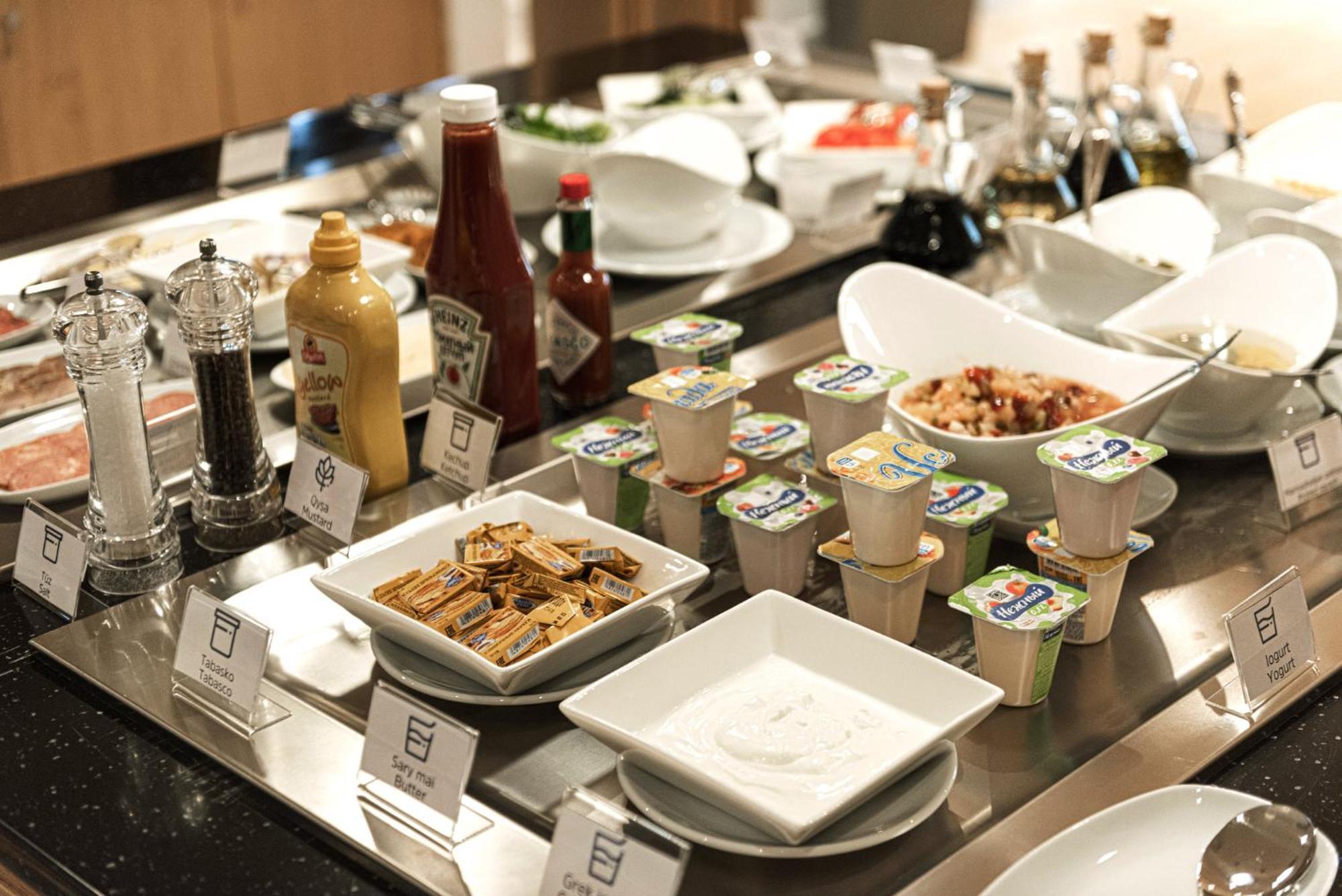 Holiday Inn Express - Astana - Turan By Ihg Экстерьер фото