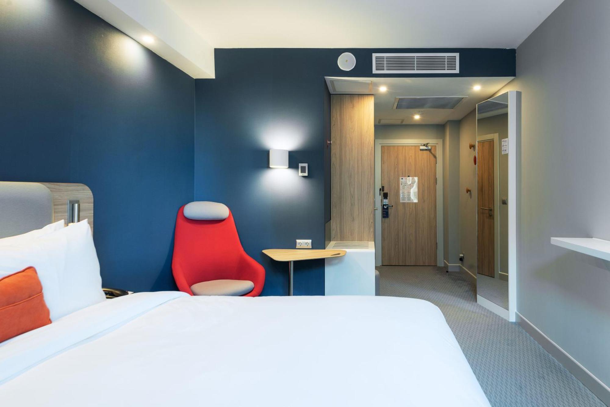 Holiday Inn Express - Astana - Turan By Ihg Экстерьер фото