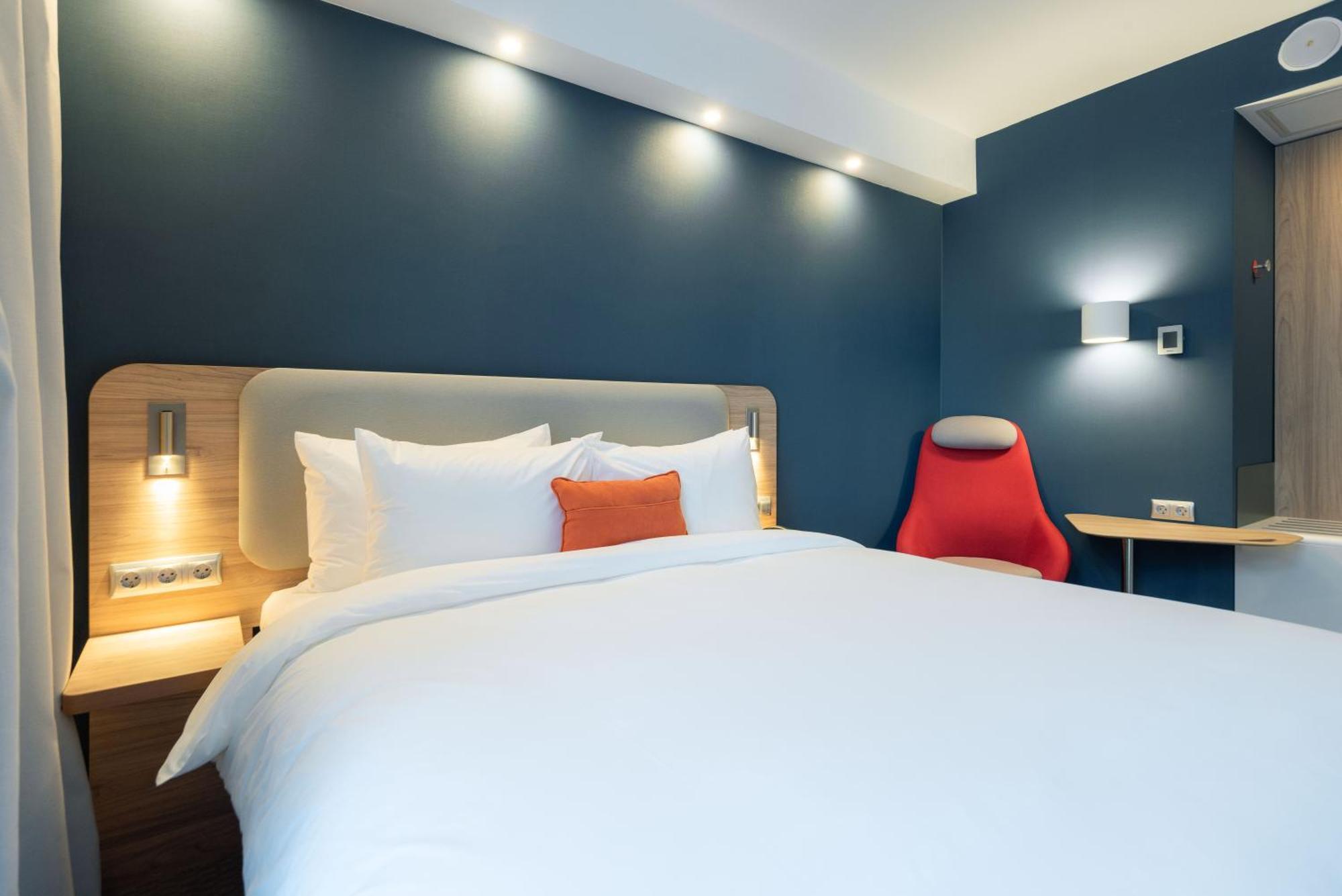 Holiday Inn Express - Astana - Turan By Ihg Экстерьер фото